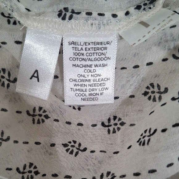 LOFT Wome's White and Black Sleeveless Blouse Size M - Picture 6 of 8